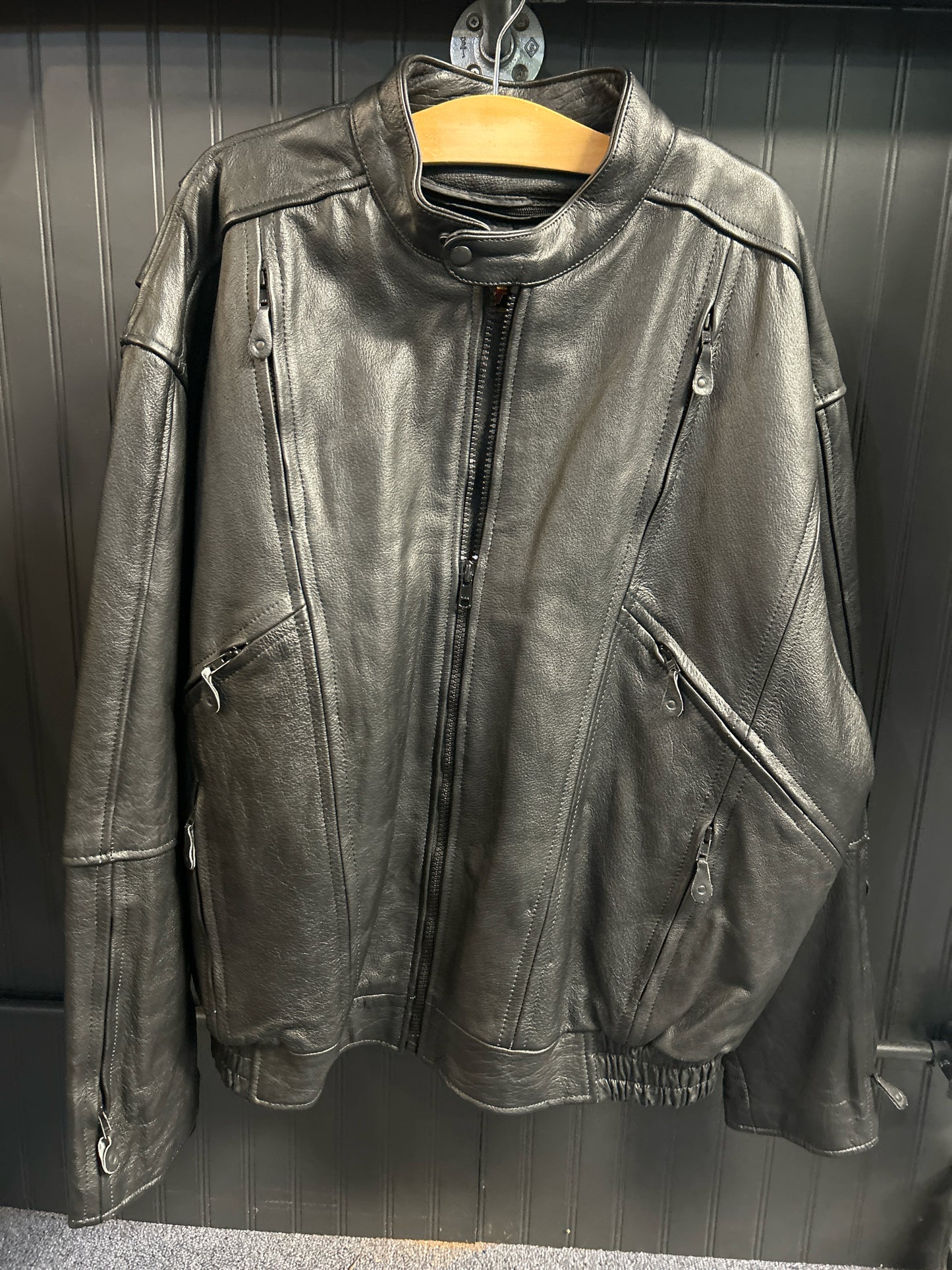 Size XL HOT LEATHERS Black Jacket