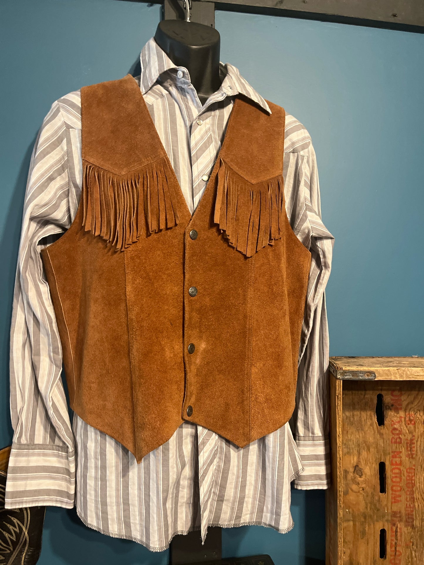 Size M Steer Brand Tan Fringe Vest