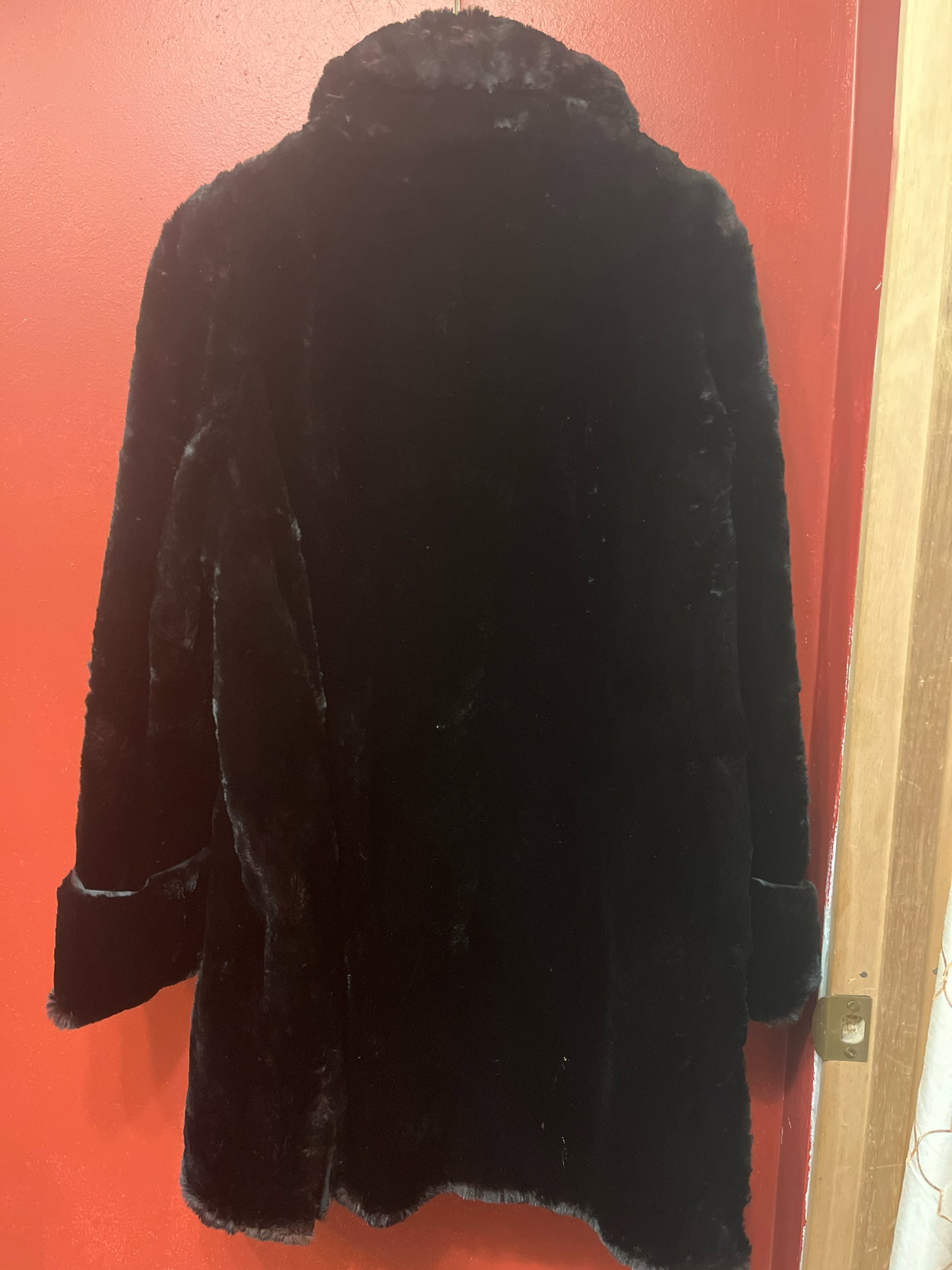 Size S Tweedy's Fur Shop Black Long Fur Coat