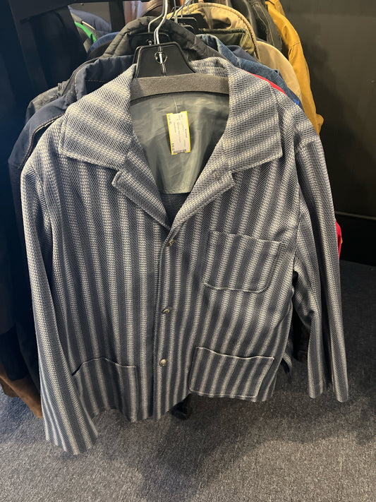 Size XL Blue/Gray Stripes Jacket
